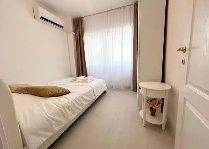 One Luxe - Apartment