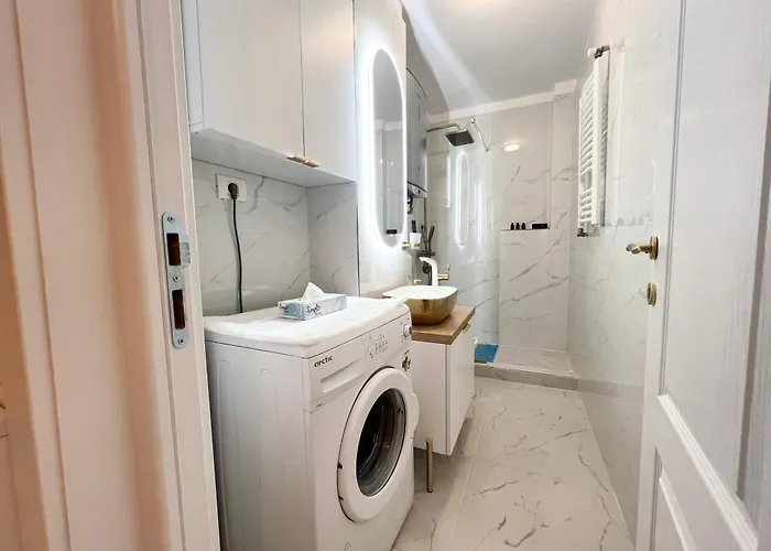 Apartment One Luxe - Bucharest